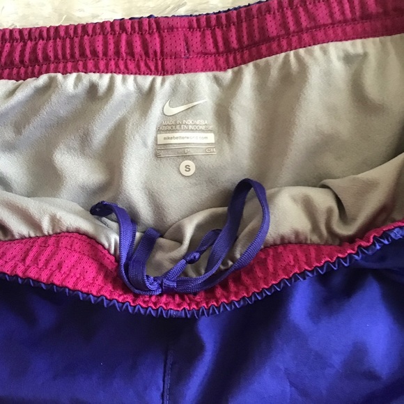 🔴NIKE RUNNING SHORTS🔴 - Picture 3 of 5